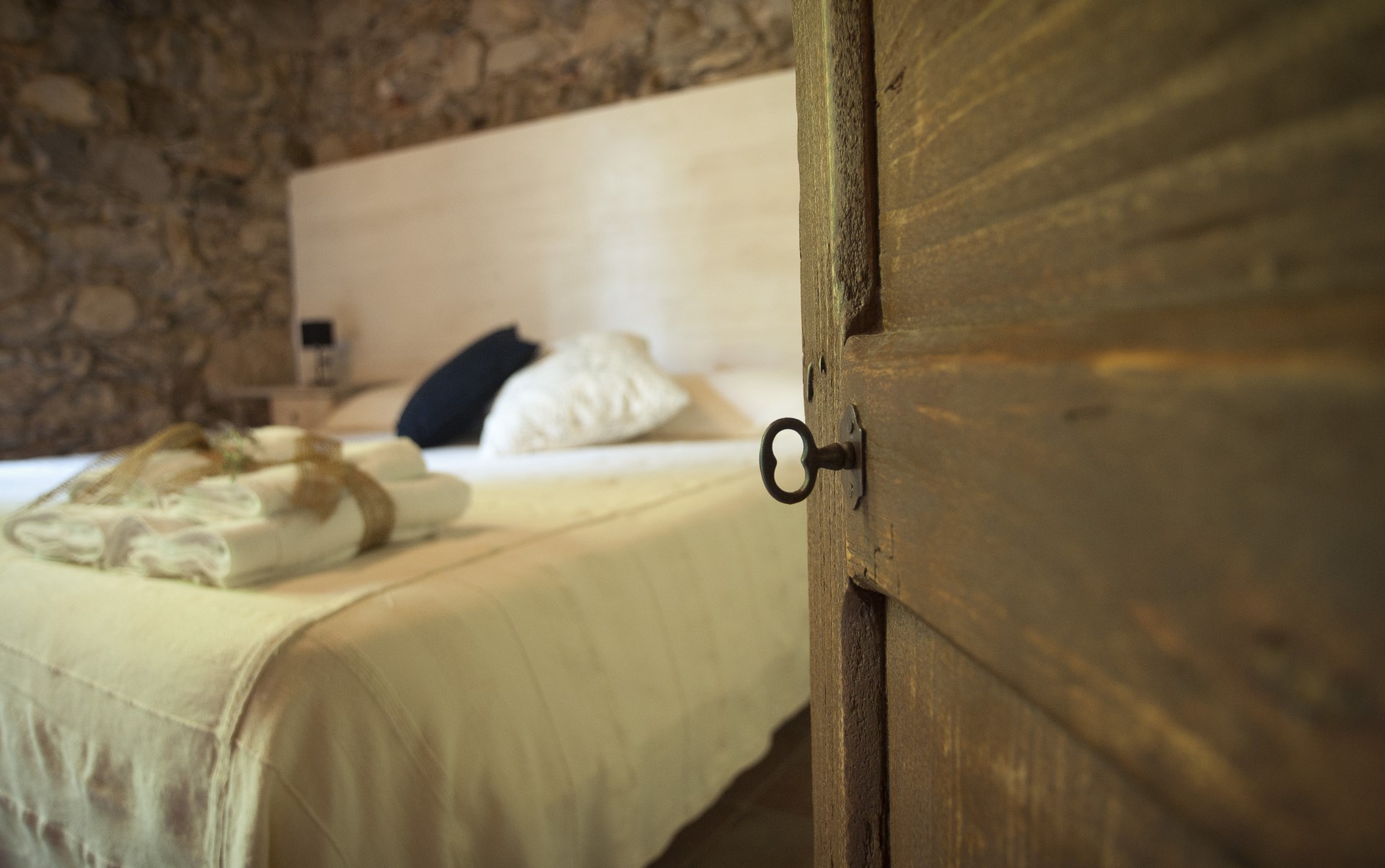 Habitació doble de la casa rural Casa Prat de Sant Feliu de Pallerols (La Garrotxa)