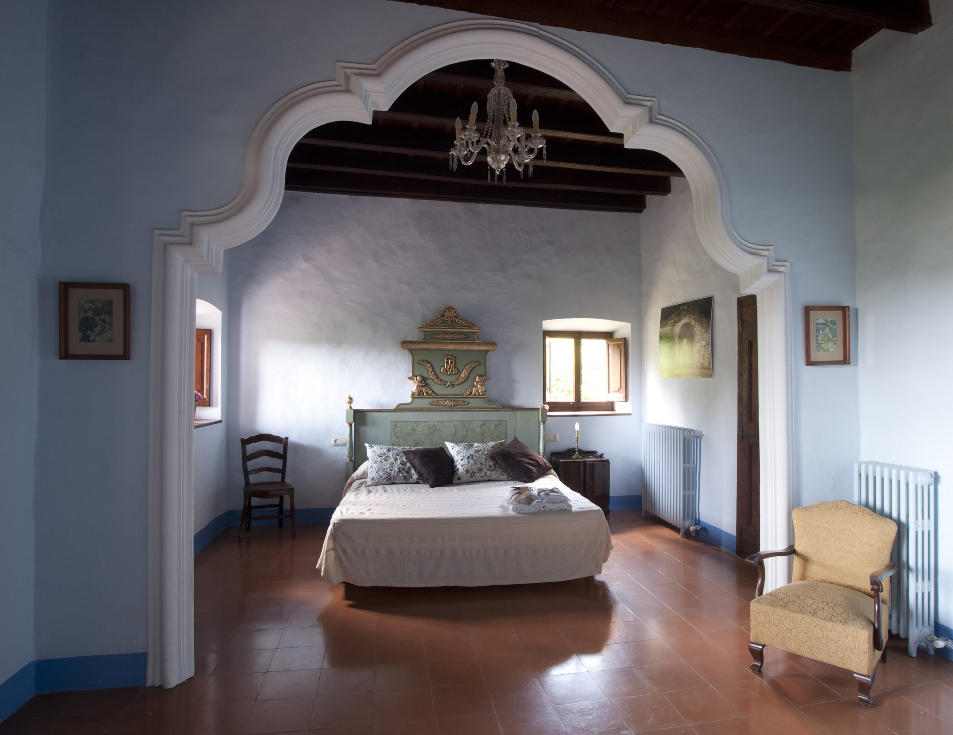 Habitació del bisbe de la casa rural Casa Prat de Sant Feliu de Pallerols (La Garrotxa)