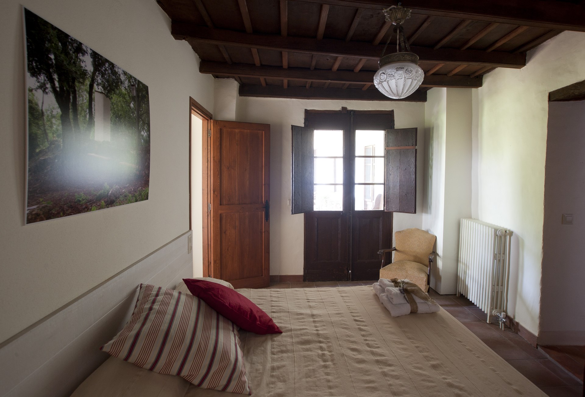Habitació doble de la casa rural Casa Prat de Sant Feliu de Pallerols (La Garrotxa)