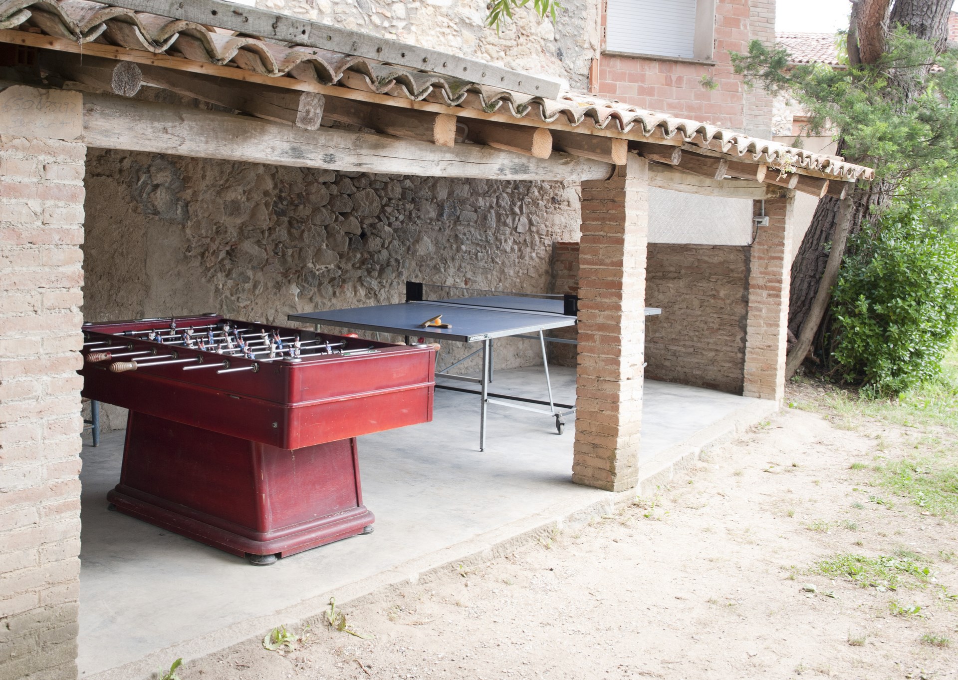 Casa Prat - futbolí i ping-pong