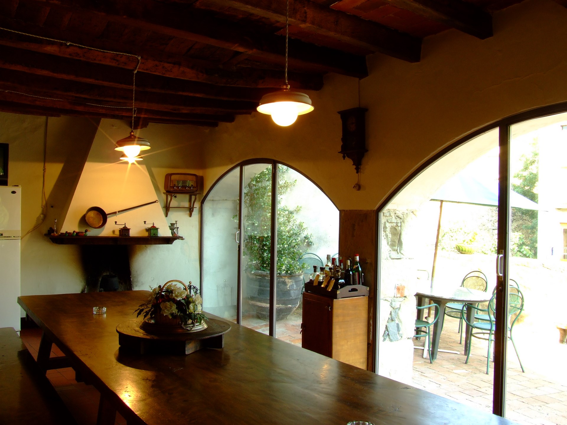 Menjador de la casa rural Can Ventura de Sant Feliu de Pallerols (La Garrotxa)